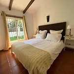 巴努斯旅馆 公寓 *
