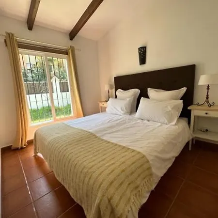 Banus Apartment *